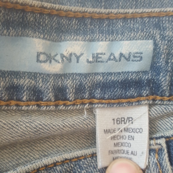 Jeans - Picture 2 of 2